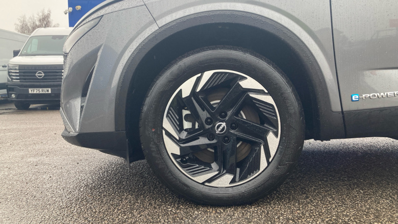 Nissan Qashqai 1.5 E-Power Acenta Premium 5dr Auto Hybrid Hatchback